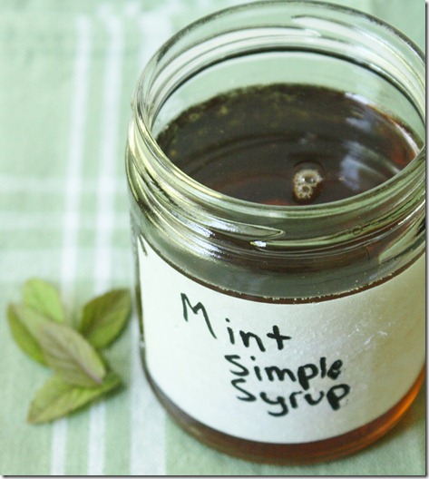 how-to-make-mint-simple-syrup-jar