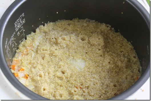 how-to-cook-quinoa-in-a-rice-cooker-finished