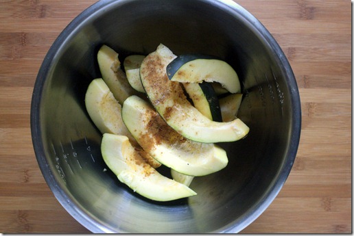nutmeg-roasted-acorn-squash-bowl
