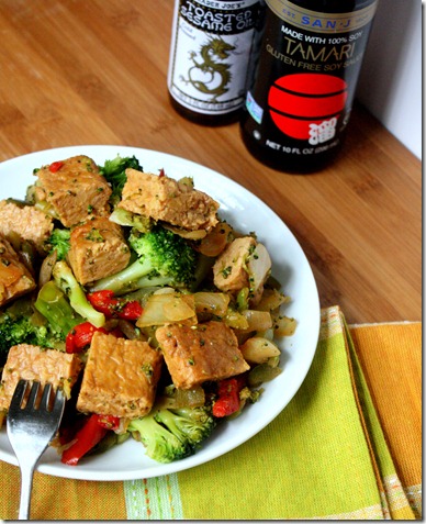 tempeh-and-broccoli-tablescape