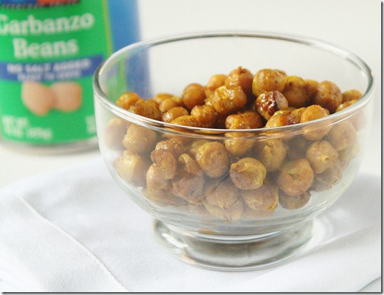 curry-roasted-chickpeas-bowl