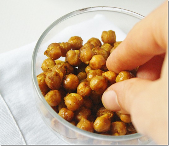 curry-roasted-chickpeas-snack