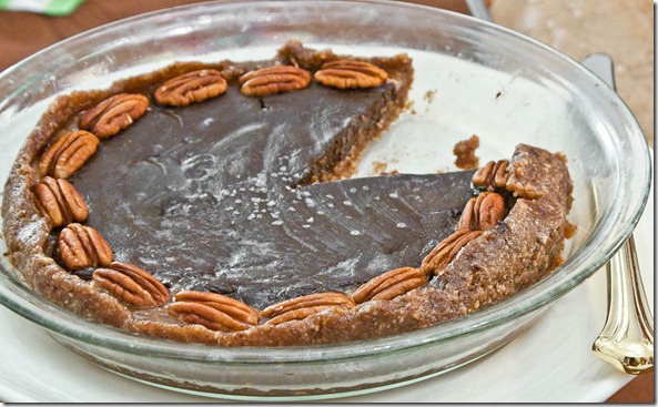 raw-salted-caramel-chocolate-pecan-torte-pie