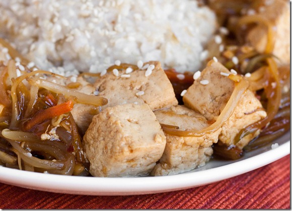 Healthy-Tofu-stir-fry-close-up