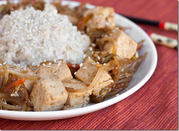 Healthy-Tofu-stir-fry-plated