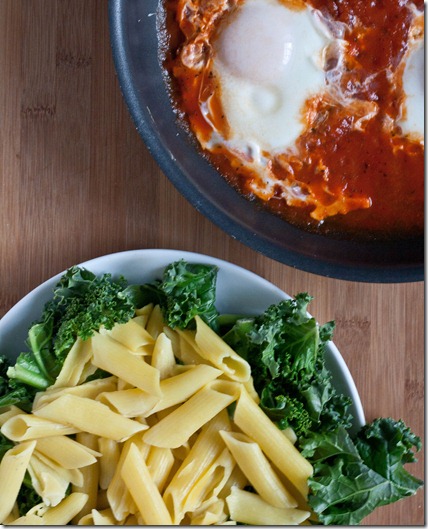 eggs-poached-in-tomato-sauce-overhead