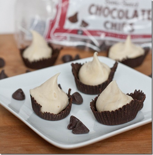 buttercream-shots-in-chocolate-cups