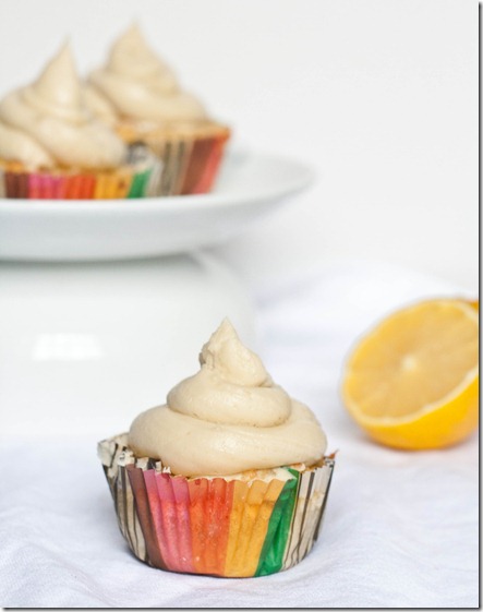 gluten-free-lemon-cupcakes-2