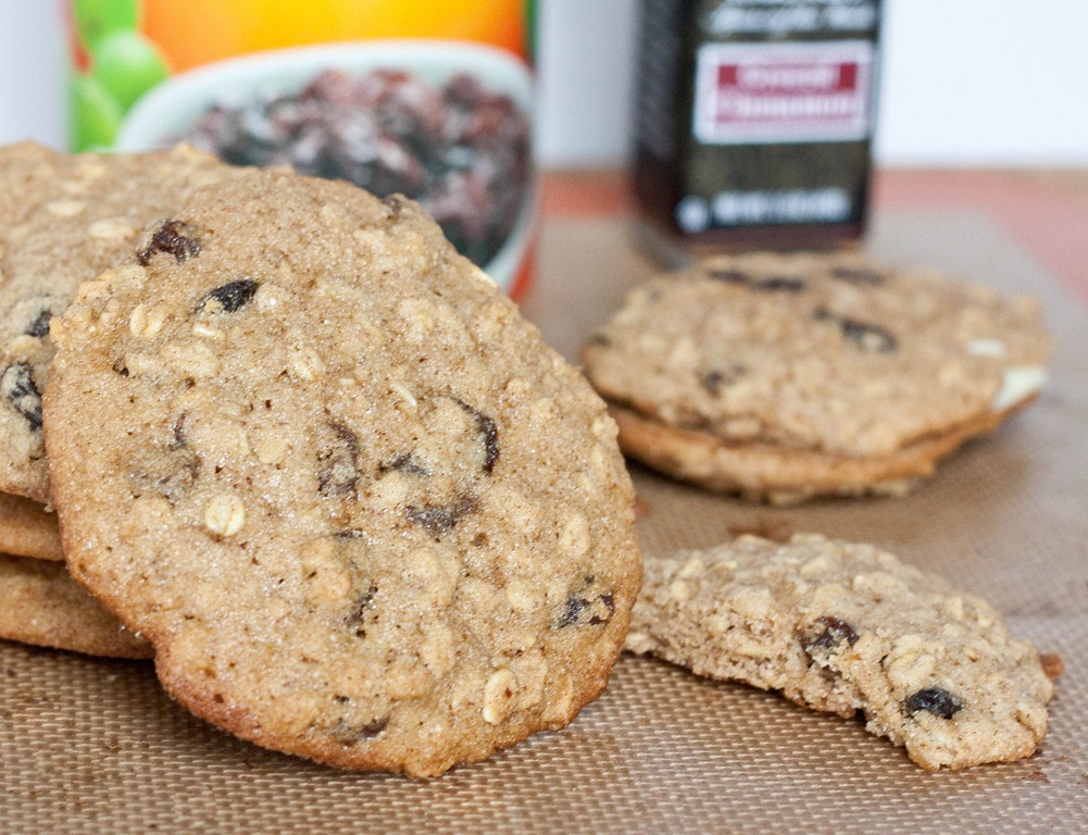 Gluten-Free Oatmeal Raisin Cookies | The Wannabe Chef