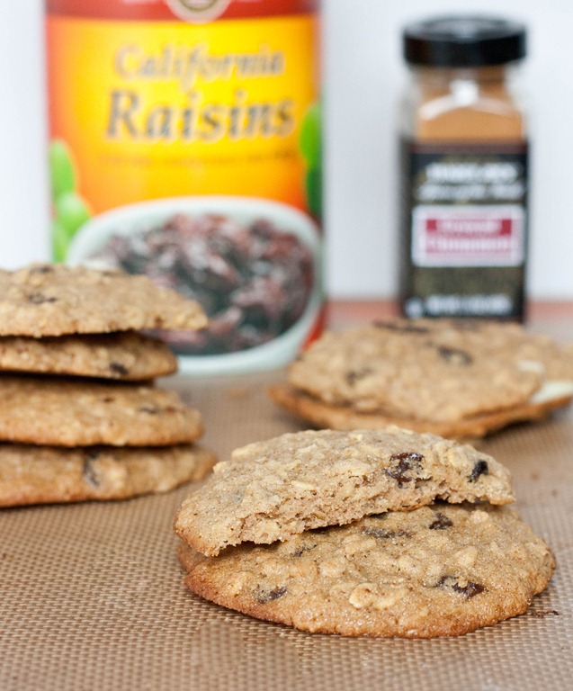 Gluten-Free Oatmeal Raisin Cookies | The Wannabe Chef