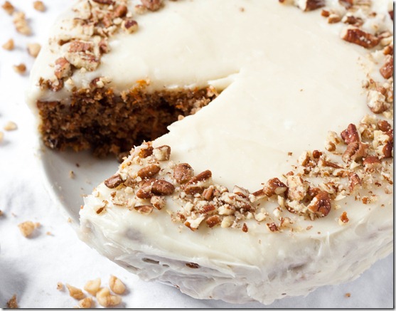 gluten-free-carrot-cake-with-cream-cheese-frosting-2