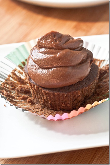 mint-carob-cupcakes-peeled