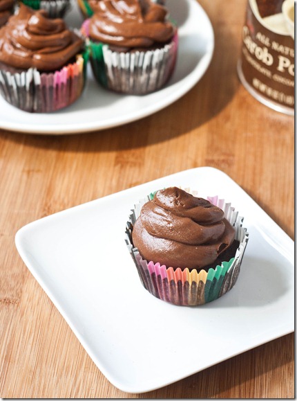 mint-carob-cupcakes