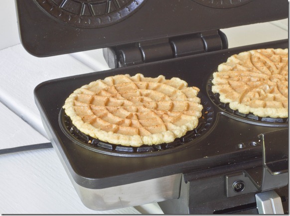 gluten-free-pizzelles-pizzelle-maker (2)