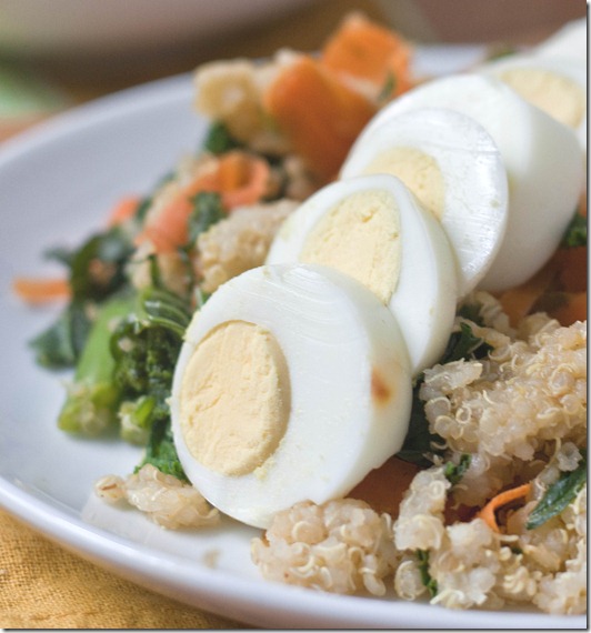 tangy-kale-and-carrot-quinoa-eggs