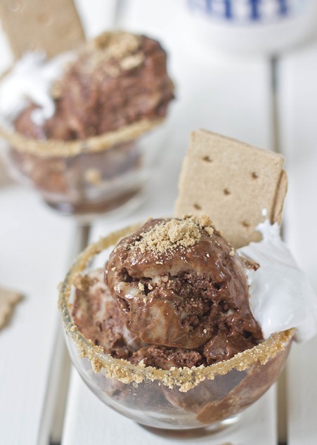 Healthy Frozen S'mores Parfait (2)