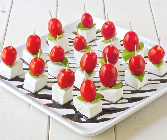 Mini-Caprese-Salad-Bites-Plated