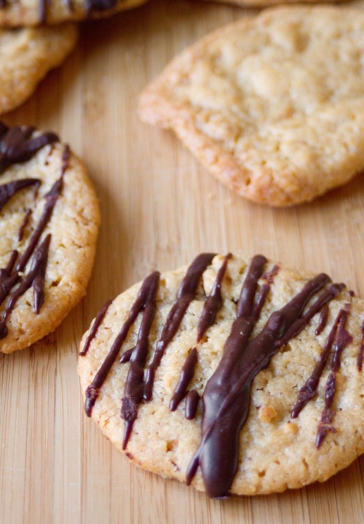 Chewy Peanut Butter Cookies {Gluten-Free} Drizzle