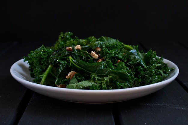 Sautéed Kale with Pecans serving