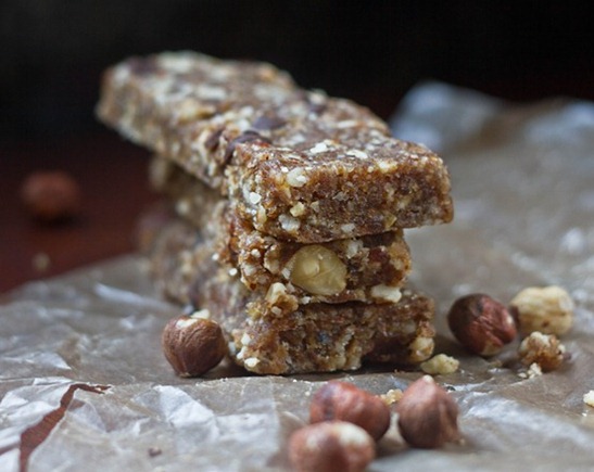 copycat-chocolate-hazelnut-larabars-stack