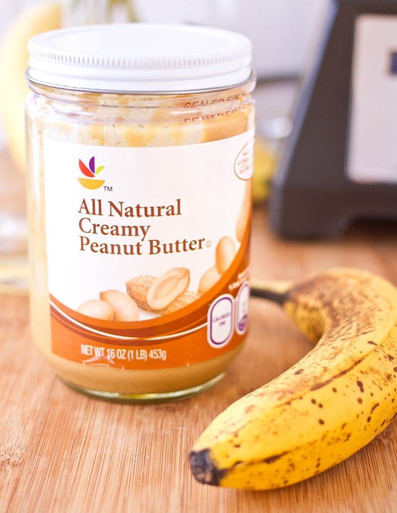 Peanut Butter Banana Breakfast Smoothie Ingredients