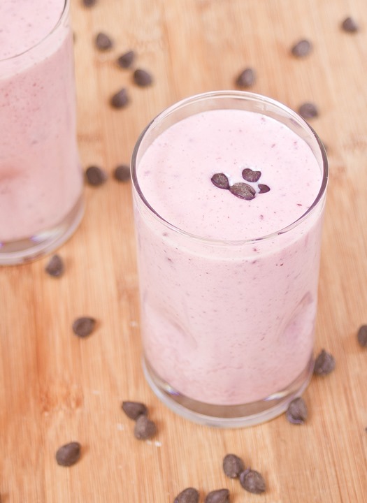 Strawberry Chocolate Chip Smoothies Serving