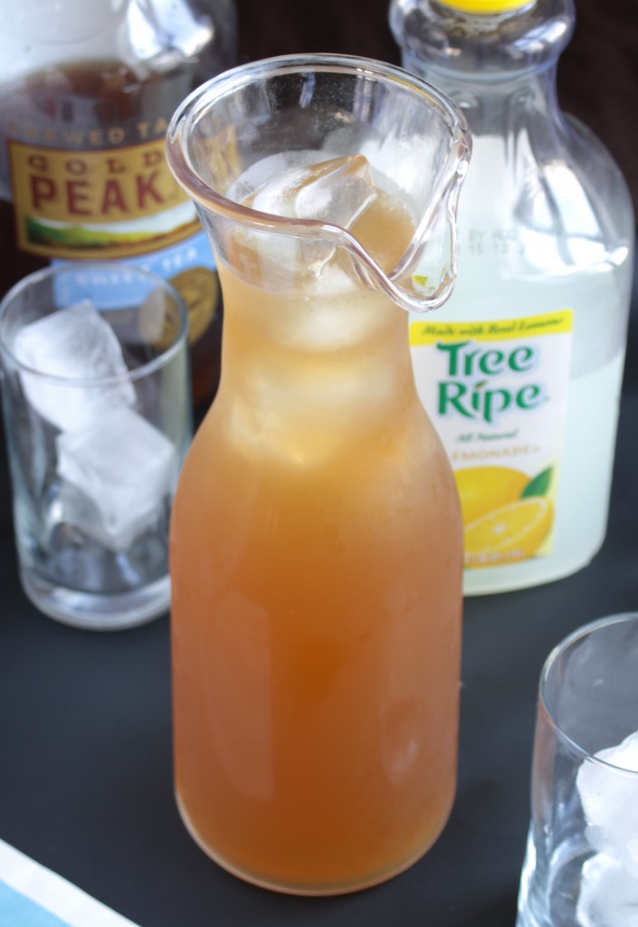 Sweet Tea Vodka Lemonade Pitcher